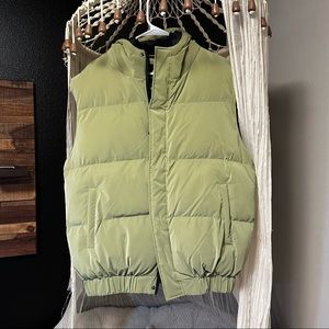 BoohooMan Green Vest